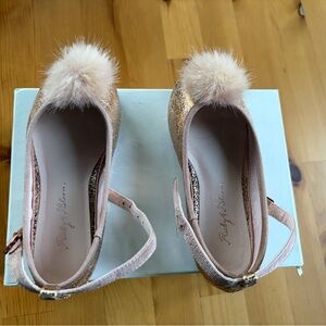 Ruby & Bloom Gold Dress Shoes with Fluffy Detail